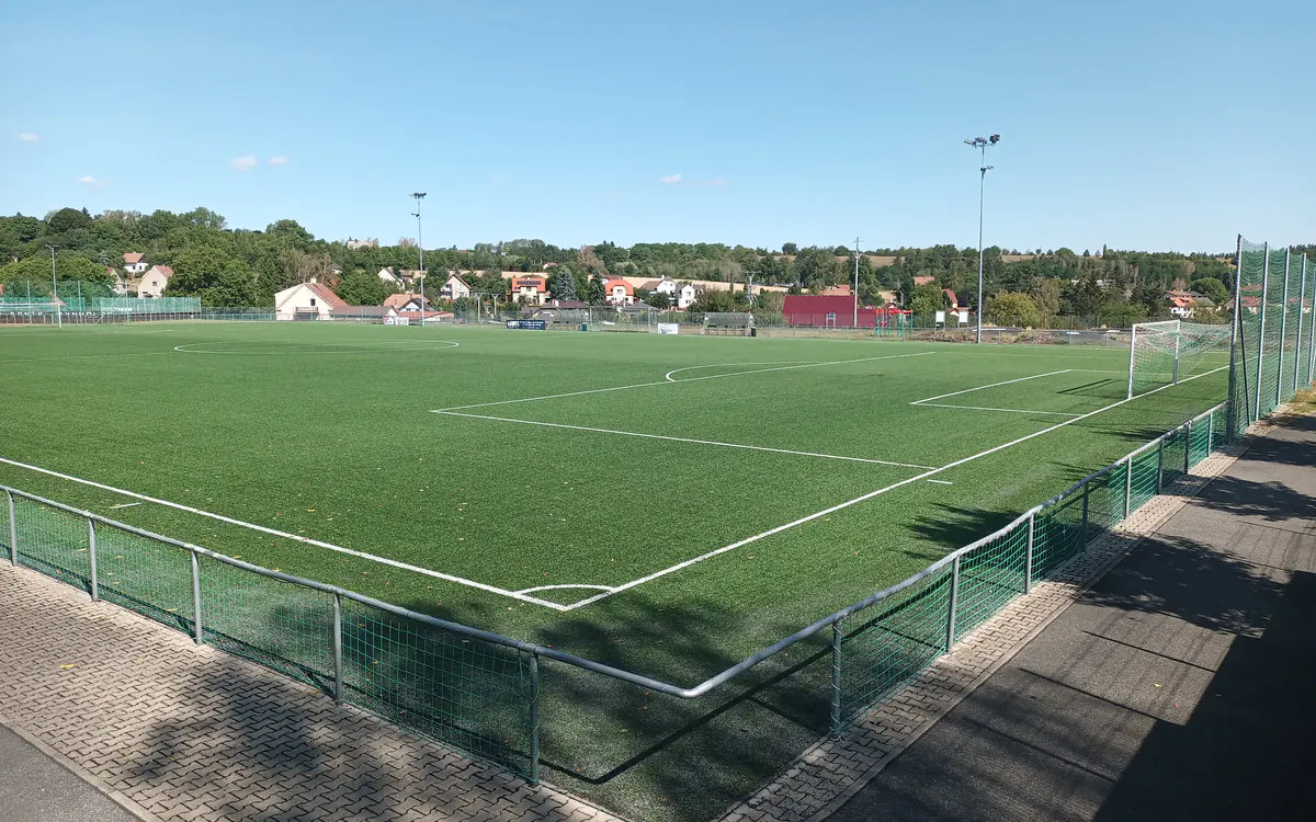 Sportovní areál TJ Baník Rynholec
